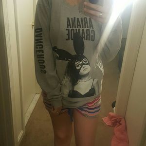 Ariana grande Dangerous woman Tour Shirt